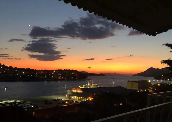 Tayra Dubrovnik